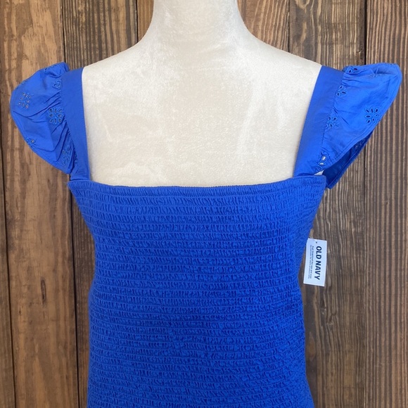 Fitted Ruffle-Trim Smocked Cropped Top for Women - Picture 4 of 8